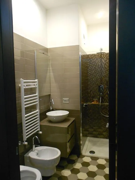 *** فندق مبيت وإفطار B&B Sinfonia Sul Tevere Rome إيطاليا